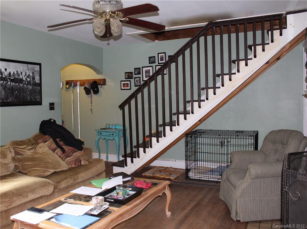 443 Fairview Road - Photo 8