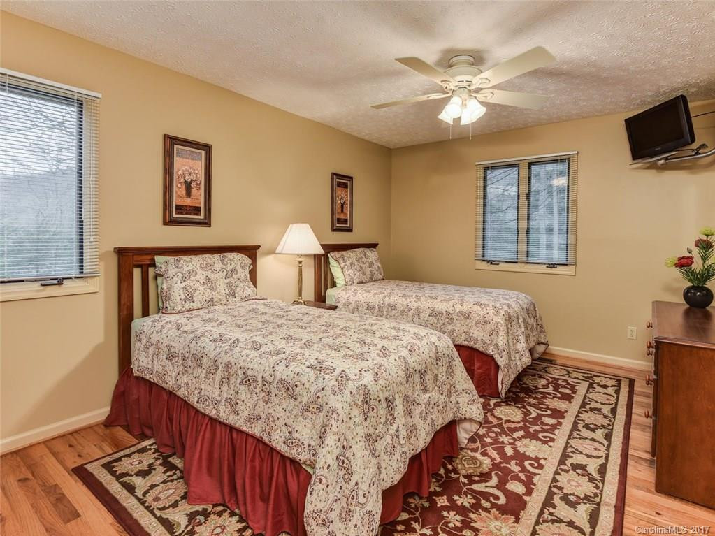 311 Cedar Crest Drive - Photo 12
