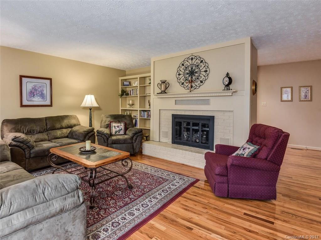 311 Cedar Crest Drive - Photo 3