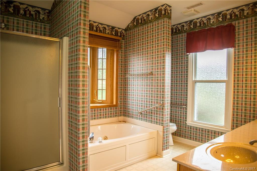 290 Linsay Lane - Photo 11