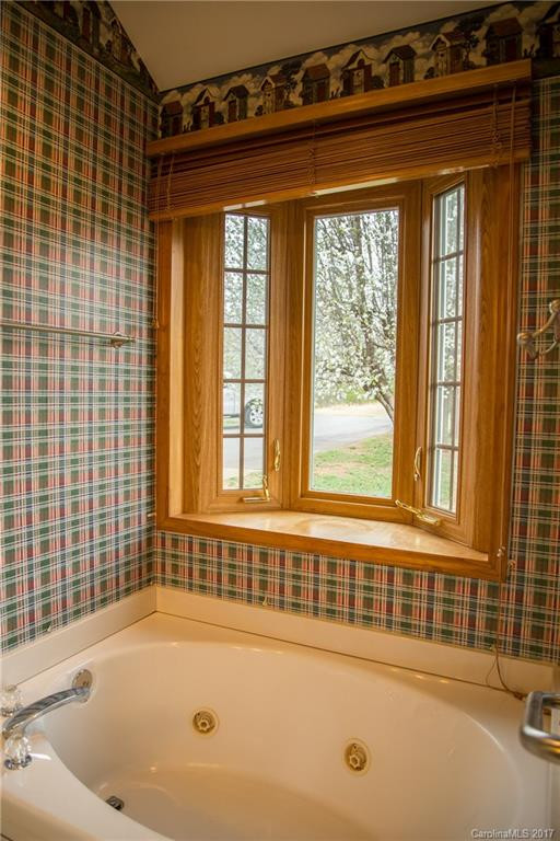 290 Linsay Lane - Photo 13