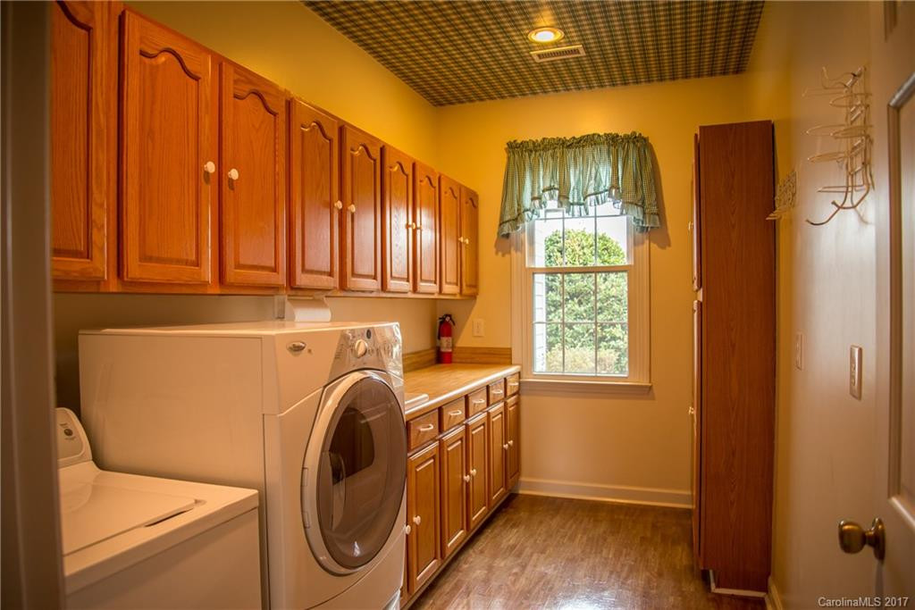 290 Linsay Lane - Photo 20