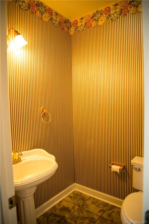 290 Linsay Lane - Photo 22