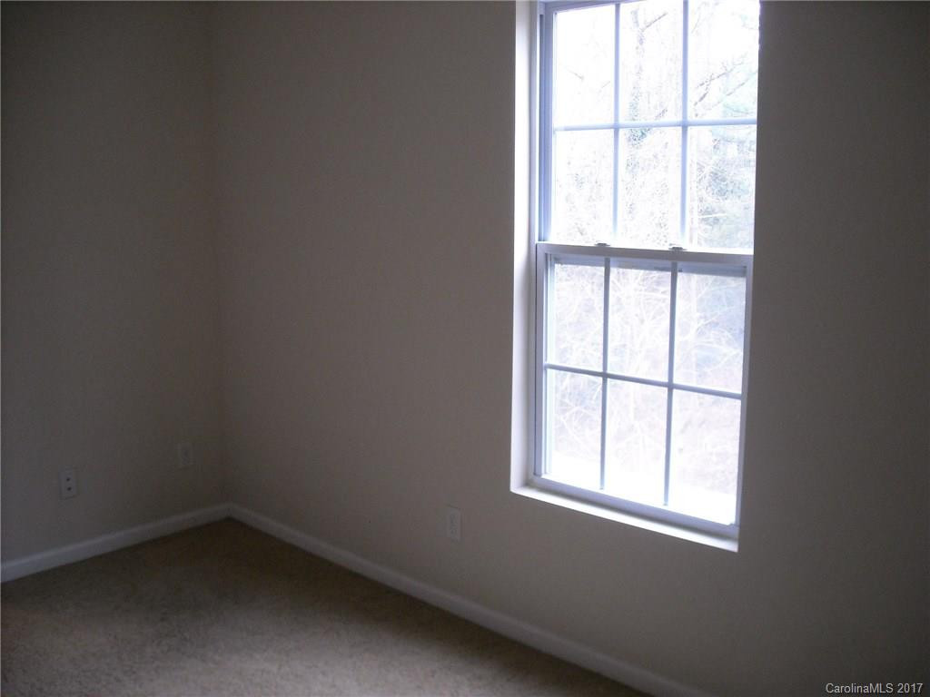 33 Fern Street - Photo 8