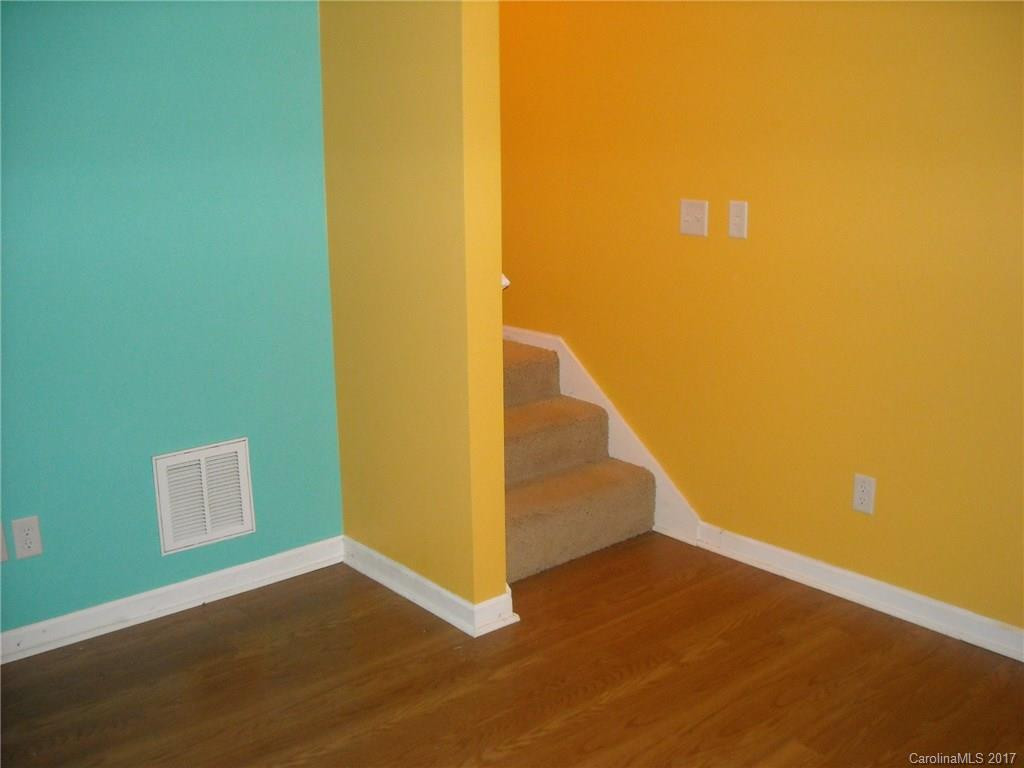 33 Fern Street - Photo 10