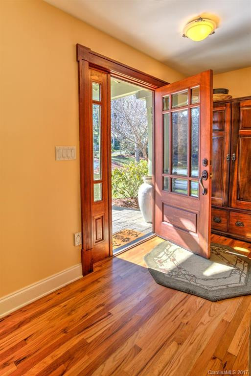 355 Lakeshore Drive - Photo 4