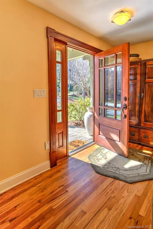 355 Lakeshore Drive - Photo 4