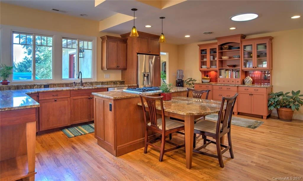 355 Lakeshore Drive - Photo 10