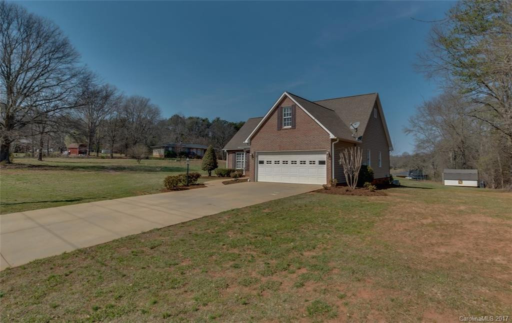 237 Valleyview Drive - Photo 16