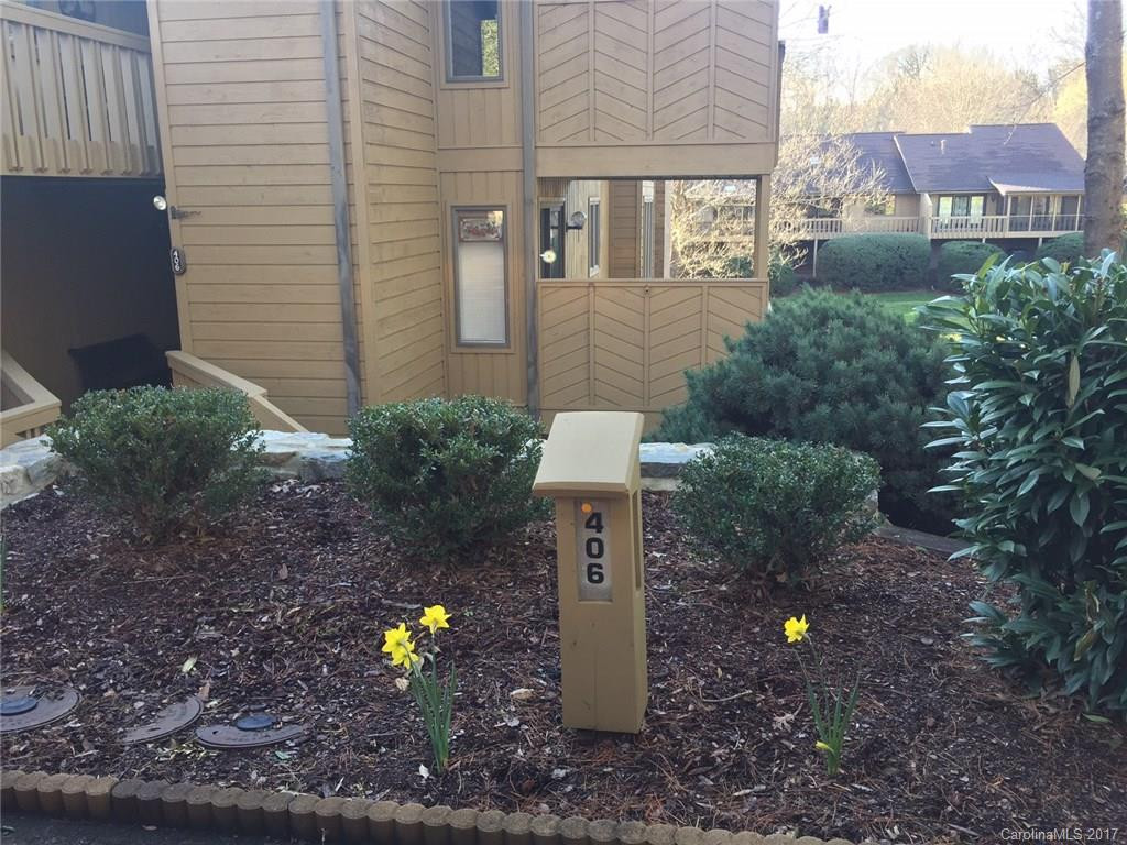406 Live Oak Lane #406