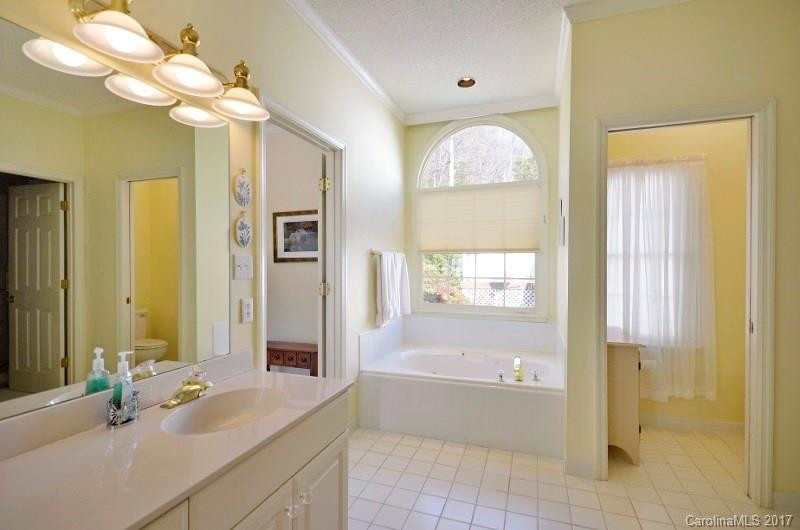 19 Summer Place Court - Photo 14