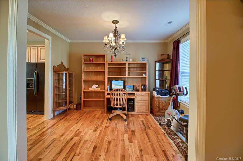 61 Springs Drive - Photo 4