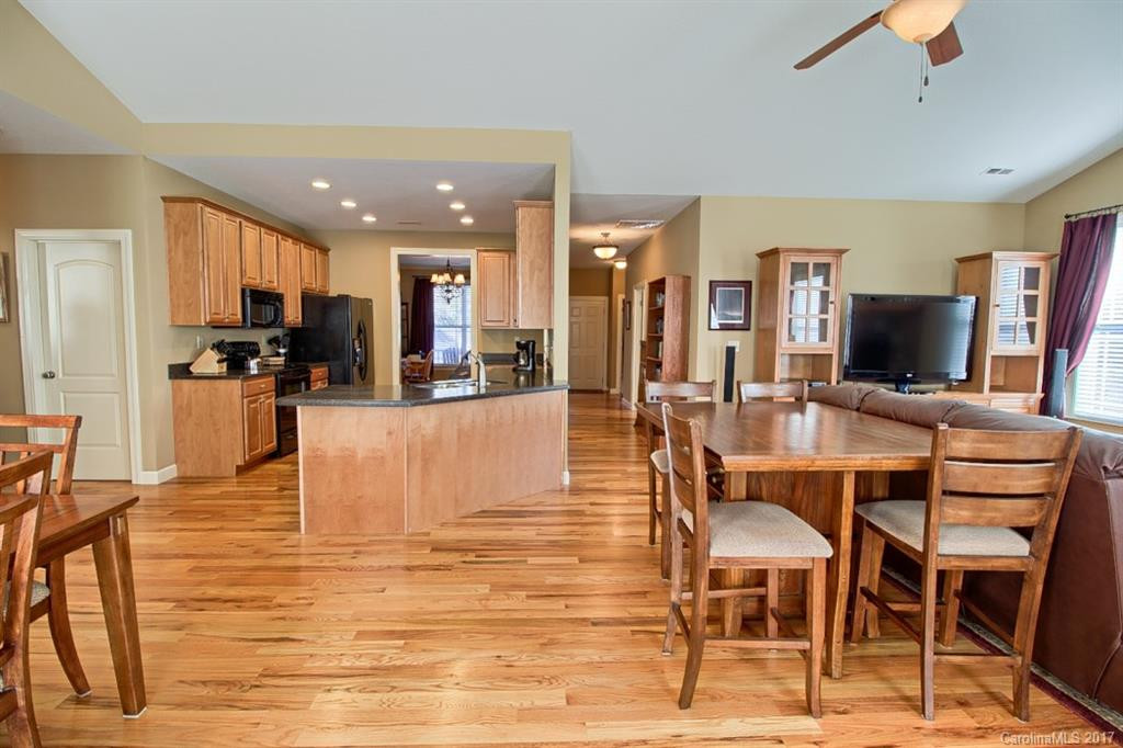 61 Springs Drive - Photo 8