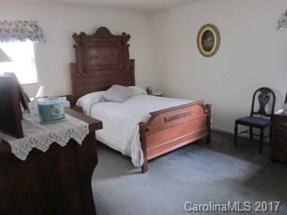 307 Hickory Lane - Photo 12