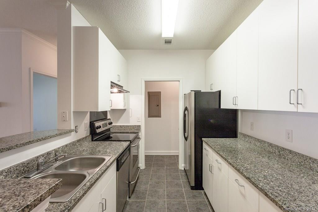 2000 Olde Eastwood Village Boulevard #C202 - Photo 4