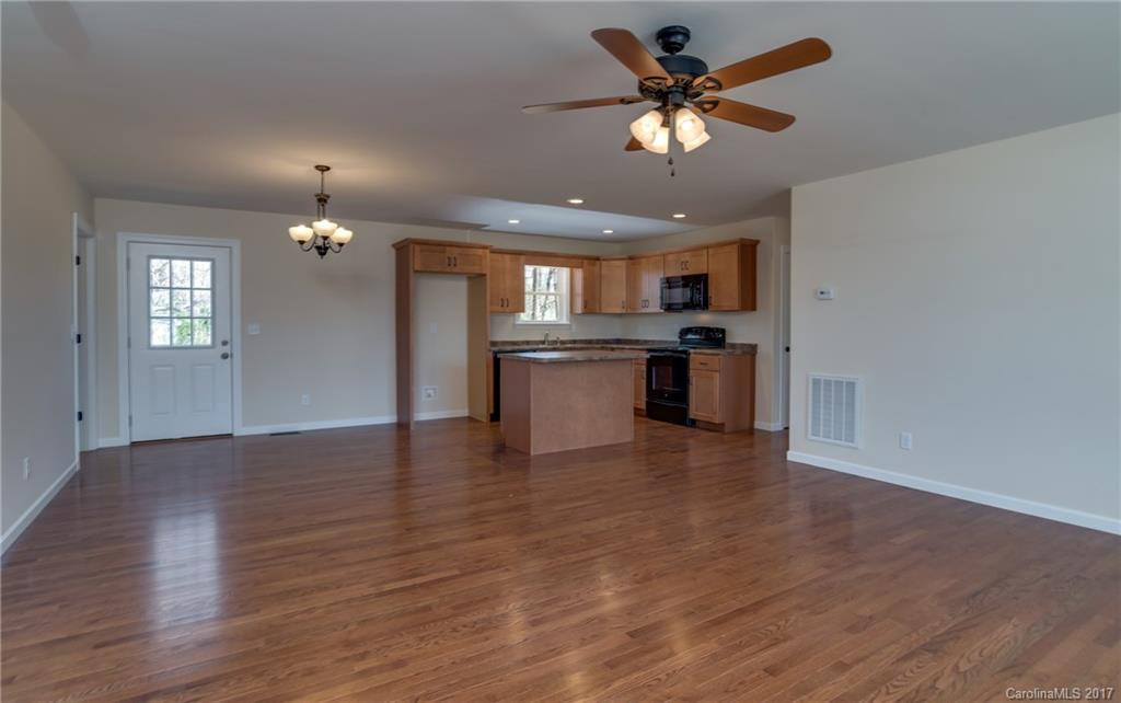 300 Garren Lane - Photo 3