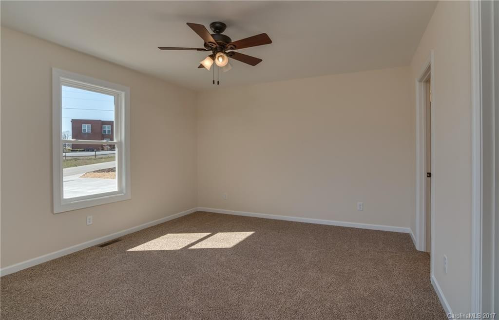 300 Garren Lane - Photo 6