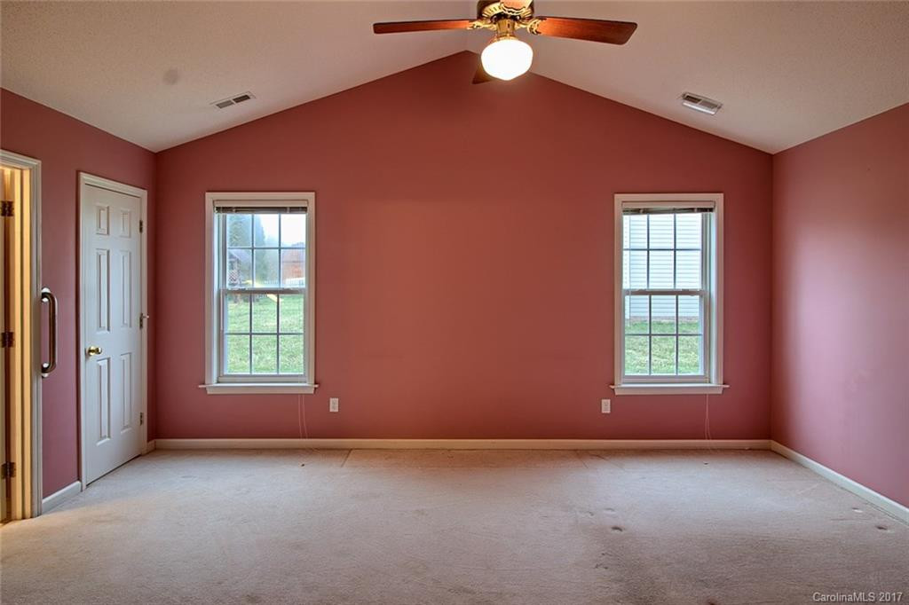 1022 Thorncrest Drive - Photo 11