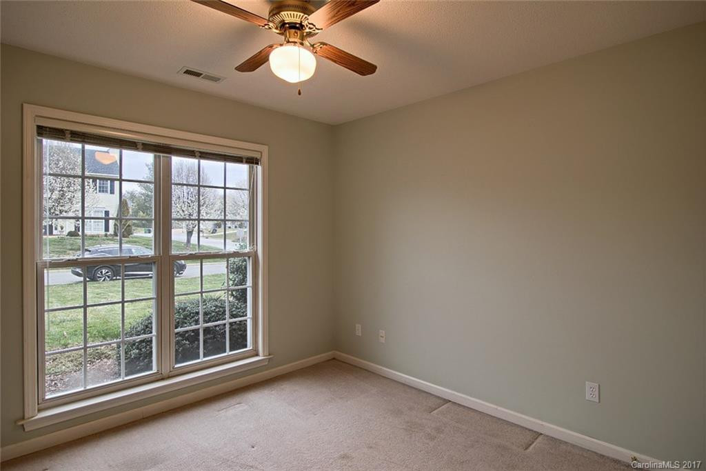 1022 Thorncrest Drive - Photo 18