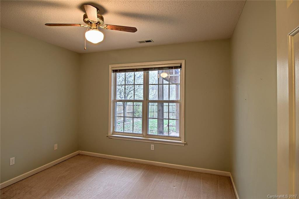 1022 Thorncrest Drive - Photo 20