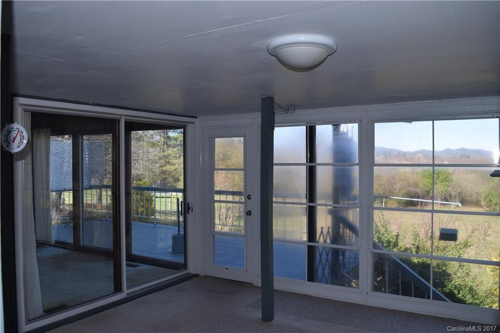 99 Morningside Drive - Photo 4