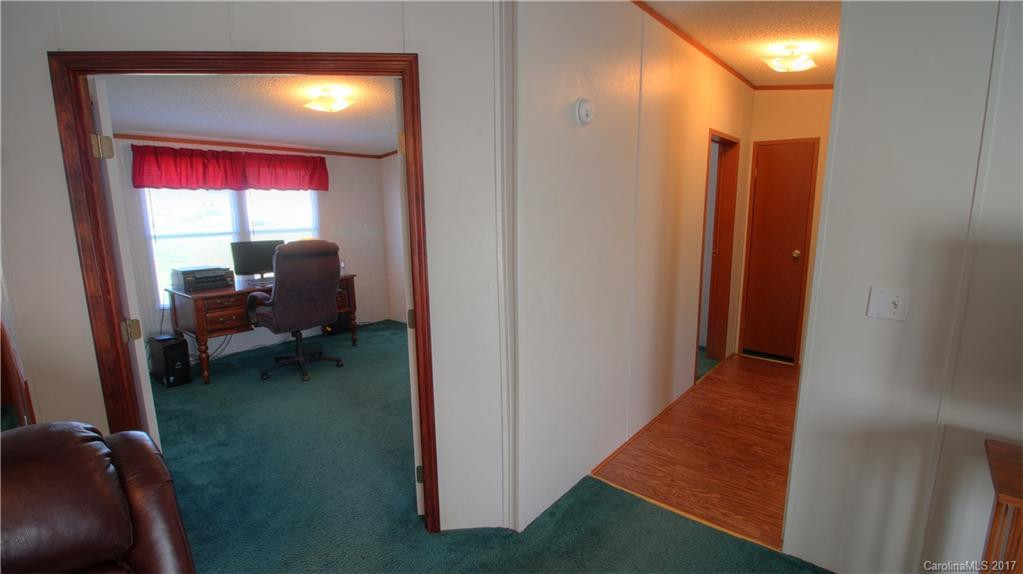 123 Maplewood Drive - Photo 17