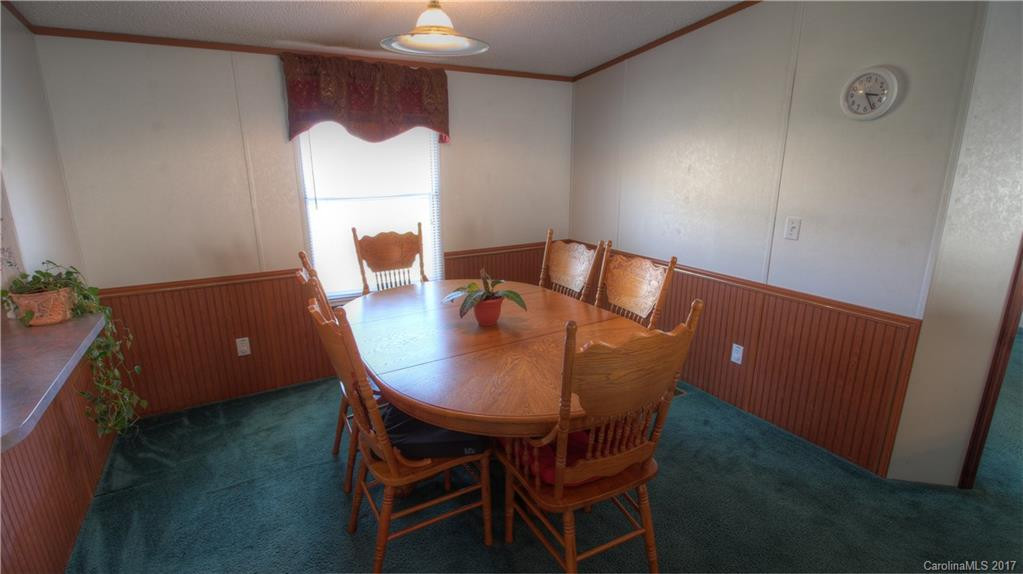 123 Maplewood Drive - Photo 6