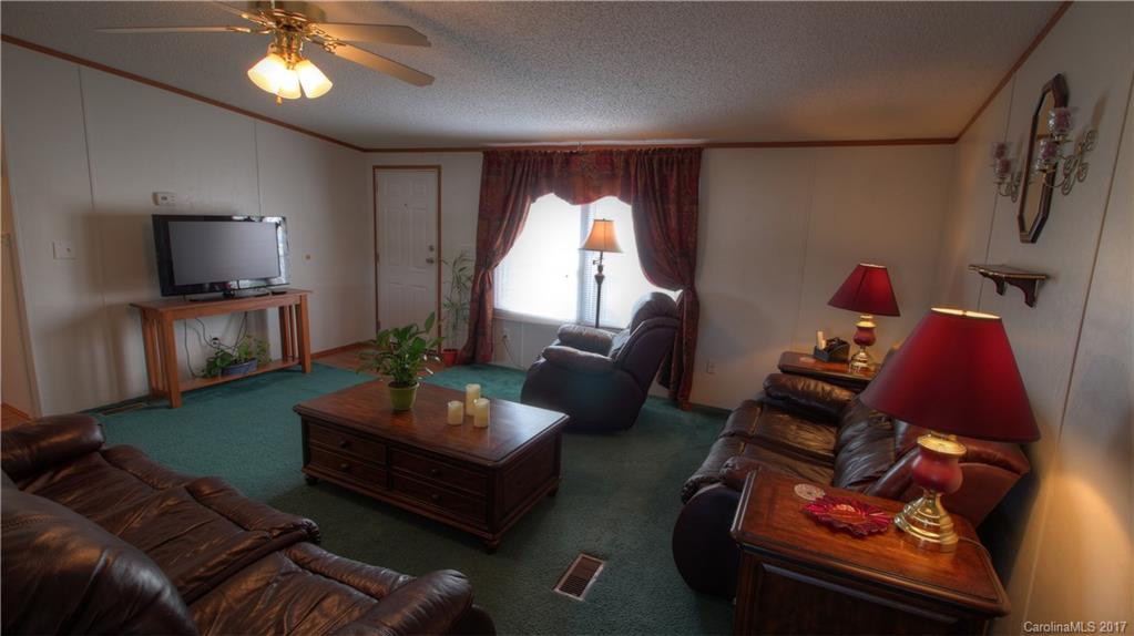 123 Maplewood Drive - Photo 7