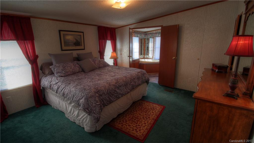 123 Maplewood Drive - Photo 9