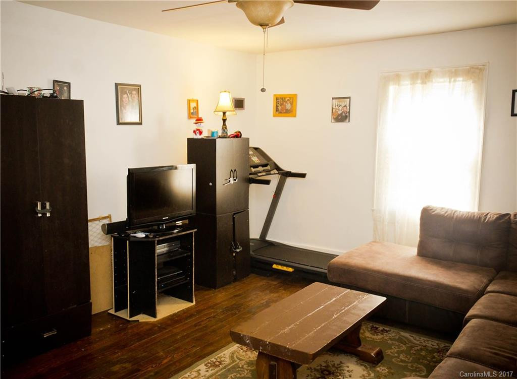 202 Hillcrest Avenue - Photo 15