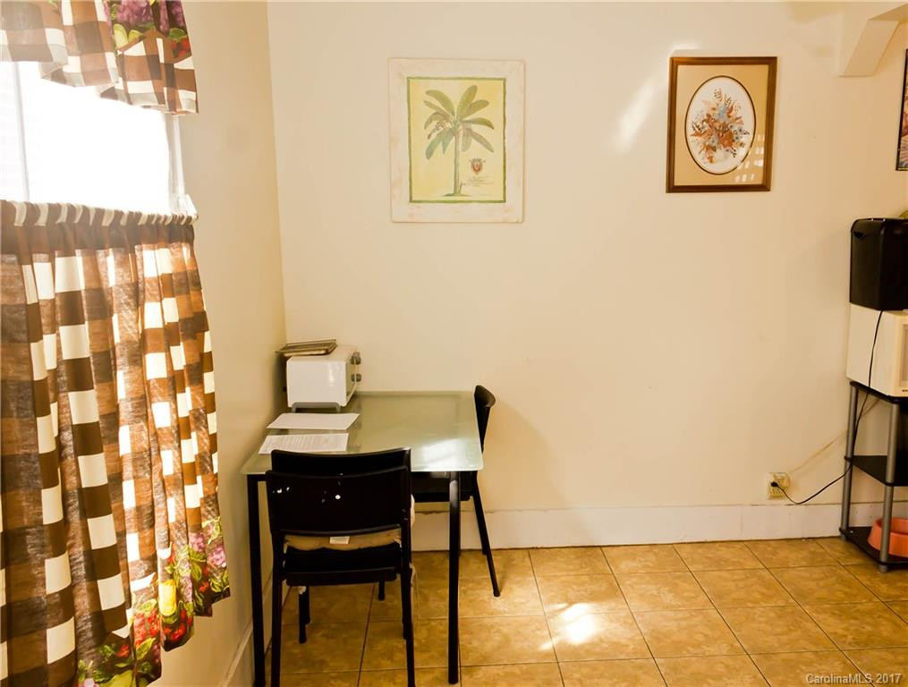 202 Hillcrest Avenue - Photo 8