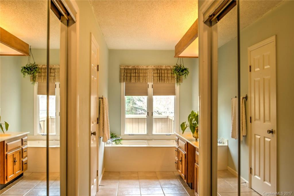 112 Clubwood Court #4 Building 9 - Photo 22