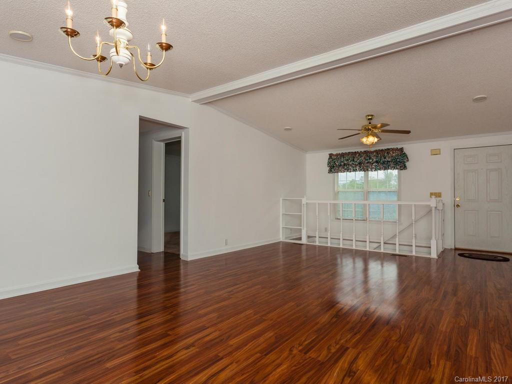 383 Angels Way - Photo 4