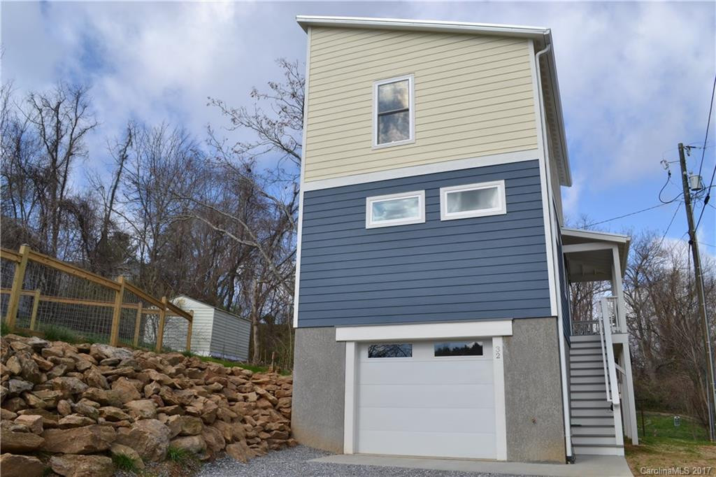 32 Blalock Avenue - Photo 2