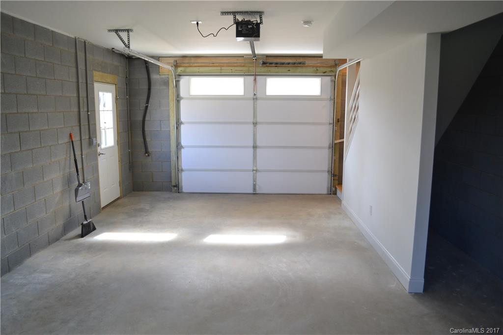 32 Blalock Avenue - Photo 18