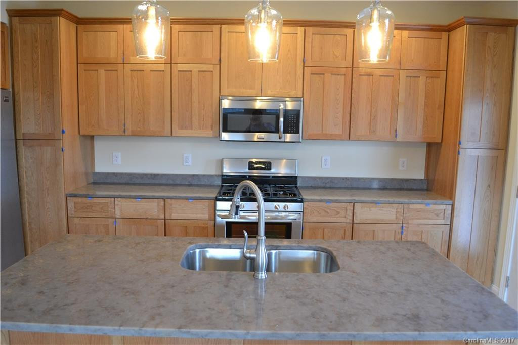 32 Blalock Avenue - Photo 6