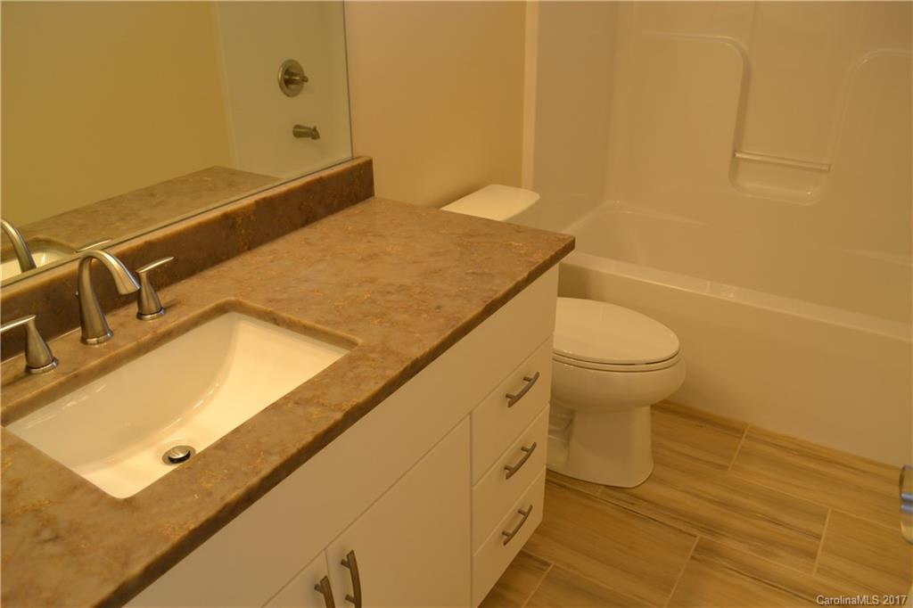 32 Blalock Avenue - Photo 9
