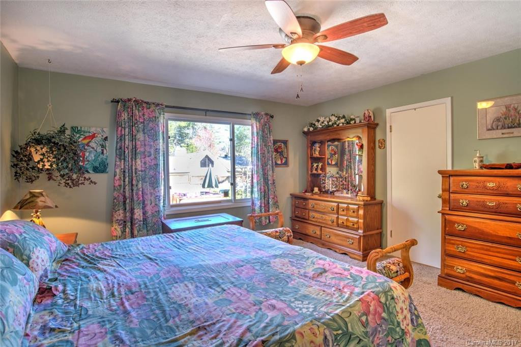 11 Golden Oaks Lane - Photo 14