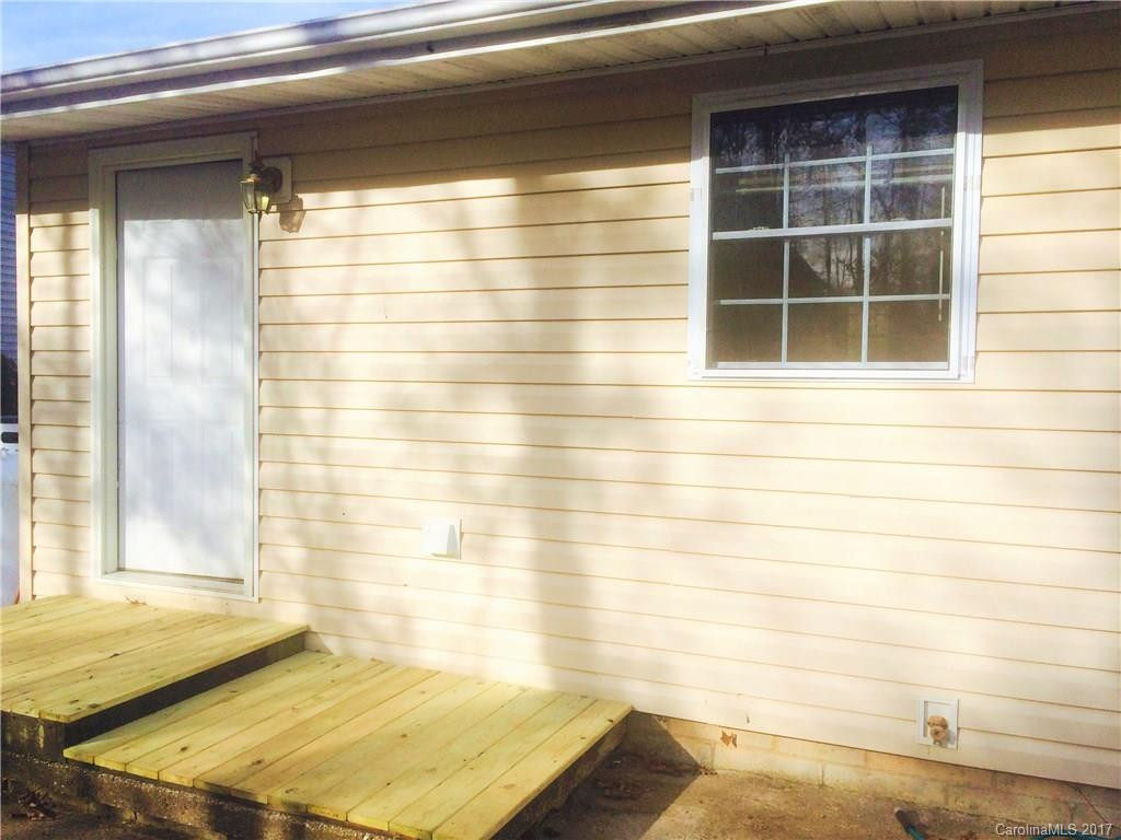 190 Glendale Avenue - Photo 2