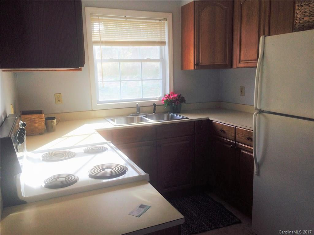 190 Glendale Avenue - Photo 4