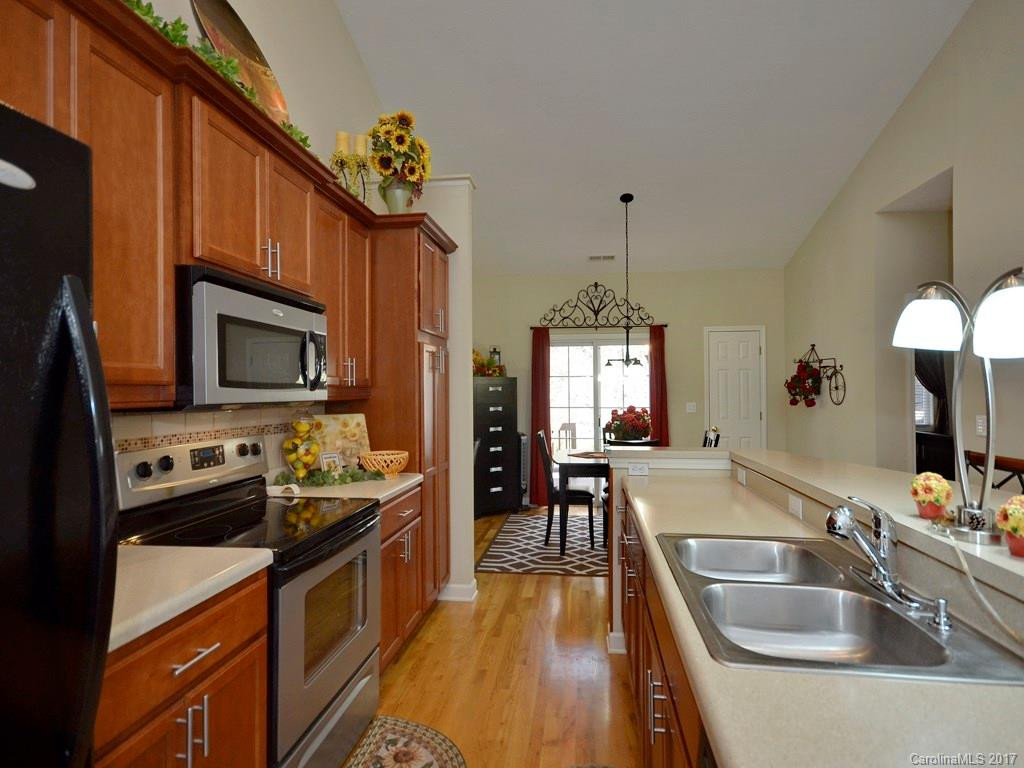 30 Cottage Court - Photo 7