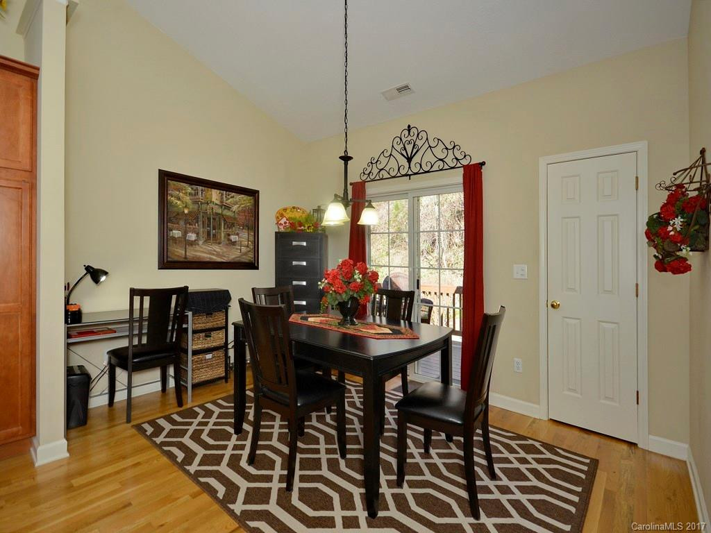 30 Cottage Court - Photo 10