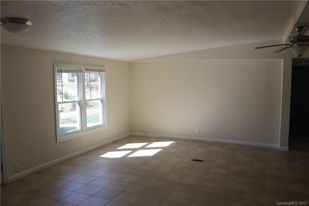 104 Lost Trail - Photo 11