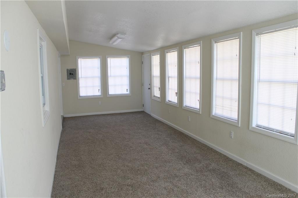 104 Lost Trail - Photo 12