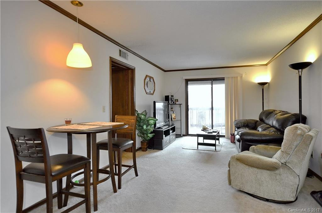29 Lake Drive #H 8 - Photo 2