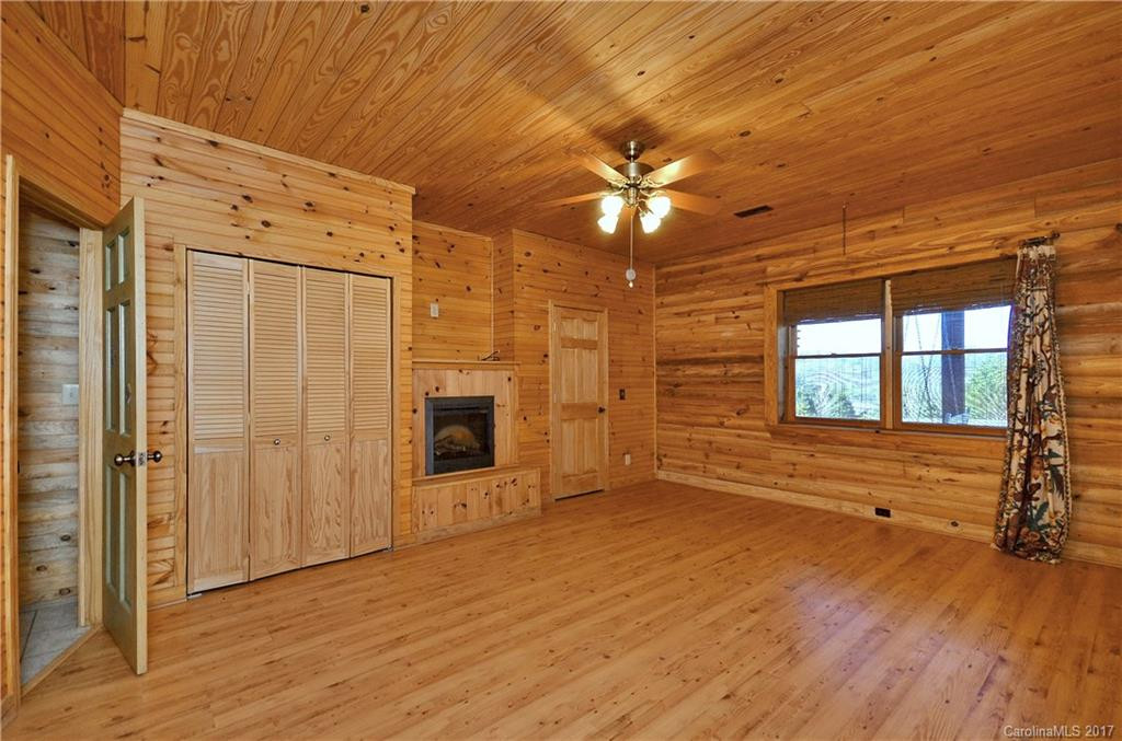 556 Emerald Parkway #27 - Photo 8