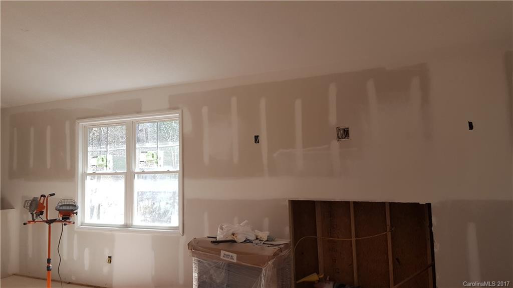 1427 Kelly Hunter Road - Photo 6
