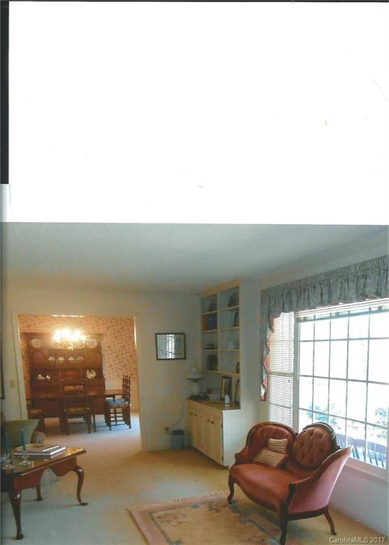 211 Mountain View Drive - Photo 4