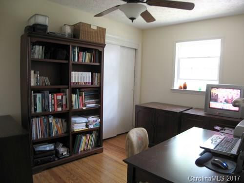 2012 Upper Ridgewood Boulevard - Photo 9