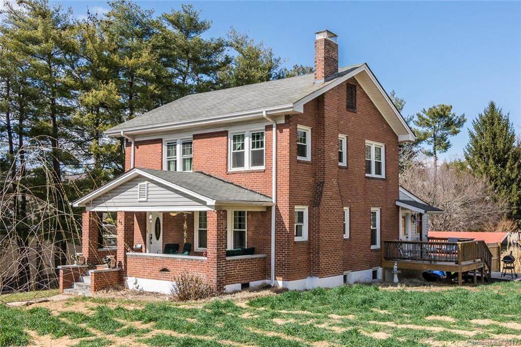 68 Garden Circle